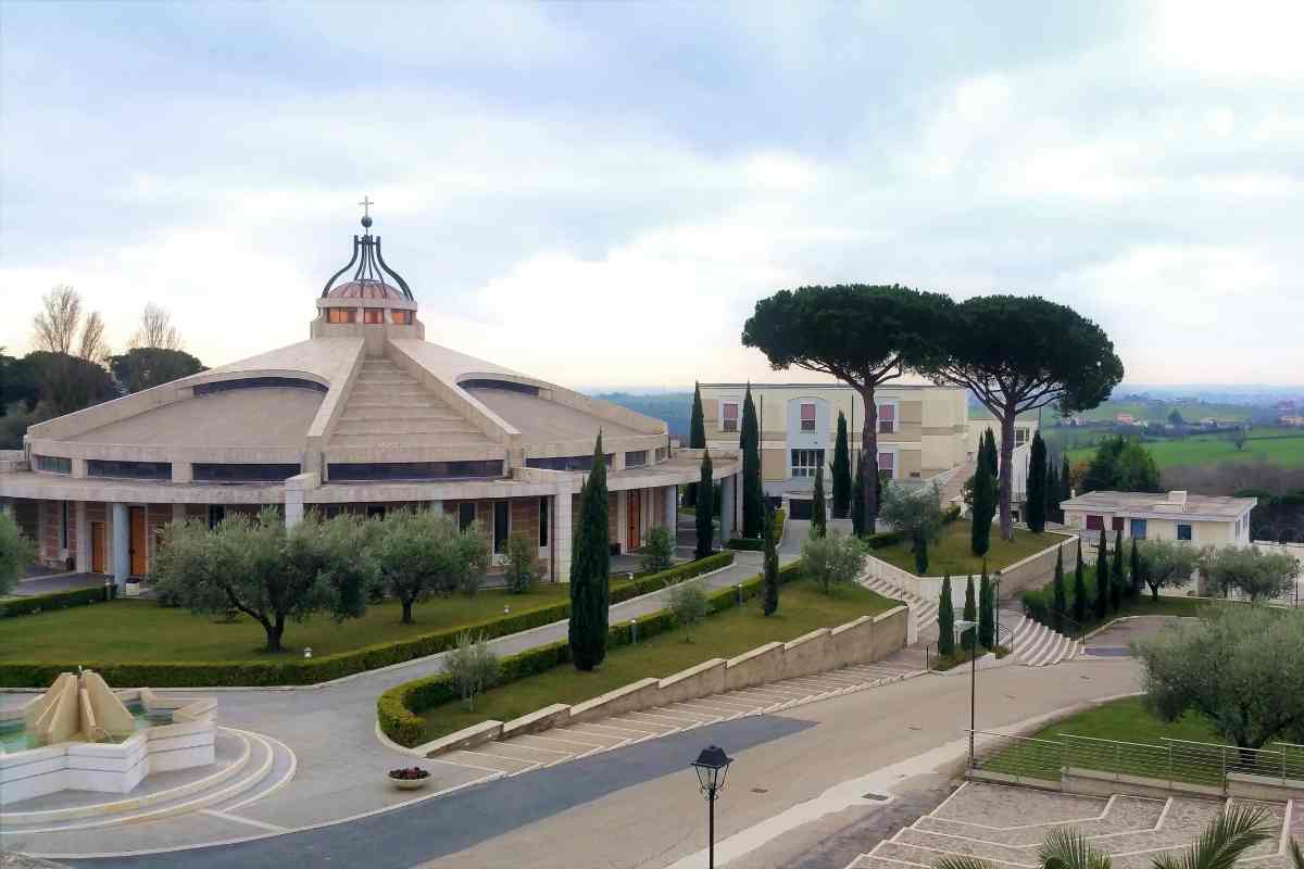 Celebrazioni per i 50 anni di Fraterna Domus: il cardinale Parolin tra i protagonisti del Premio “Vivos Amores”