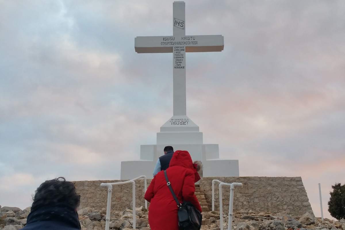 Medjugorje ora per ora: il programma di preghiera invernale